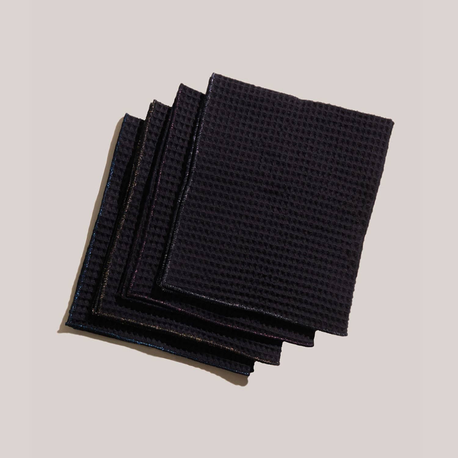 Noche Towel Set